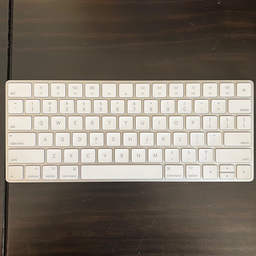 Apple keyboard